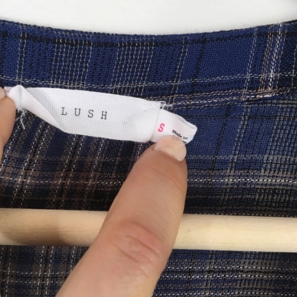 Lush Light Plaid Popover Oversized Shirt - Picture 6 of 7